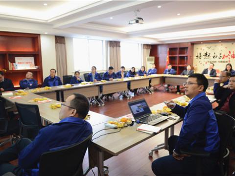 深学细悟传递思想力量 ——PP电子集团党总支开展学习十九大精神 